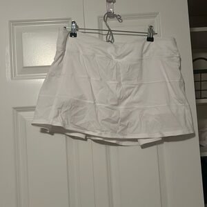 lulu white skirt